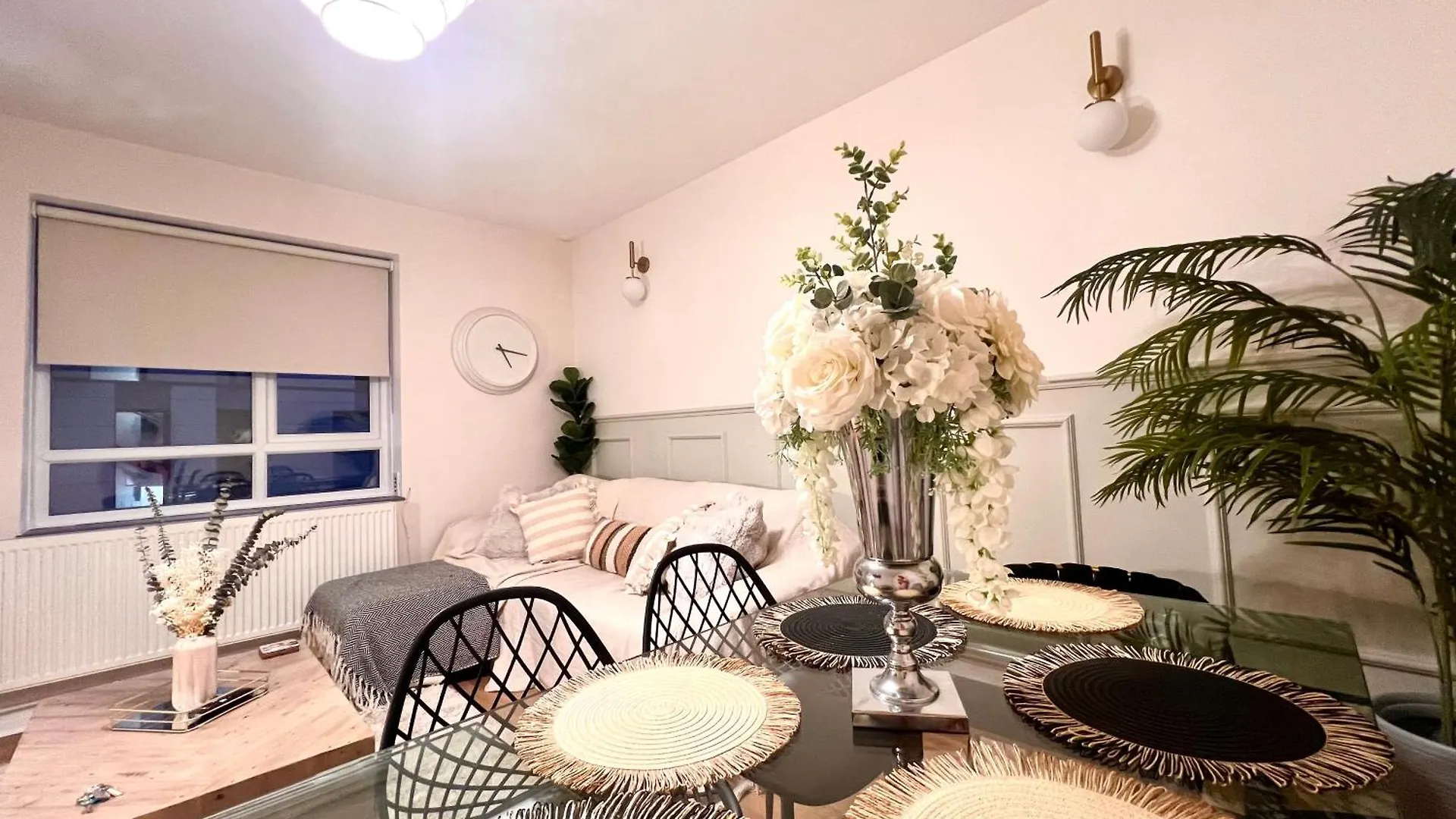 Apartment Central City 3 Minutes To Tower Of London Trendy Shoreditch Recently Refurbished 3 Bedrooms Sleeps 8